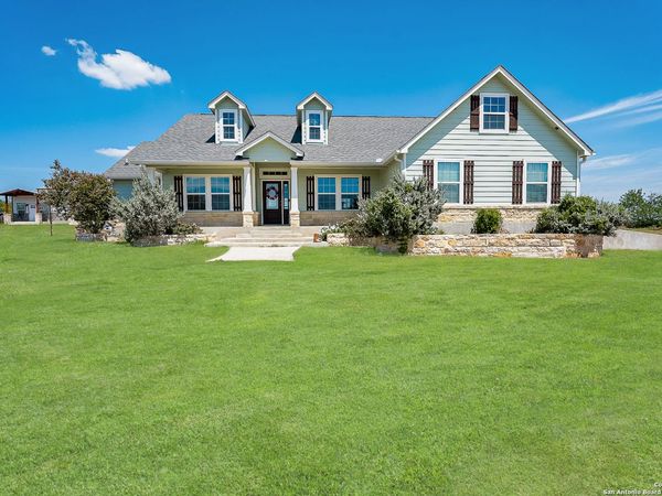 7315 NEW SULPHUR SPRINGS RD, San Antonio, TX 78263