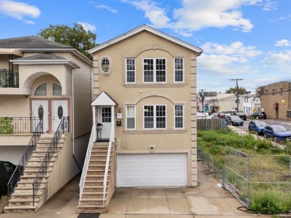 1161 67Th St, North Bergen, NJ 07047