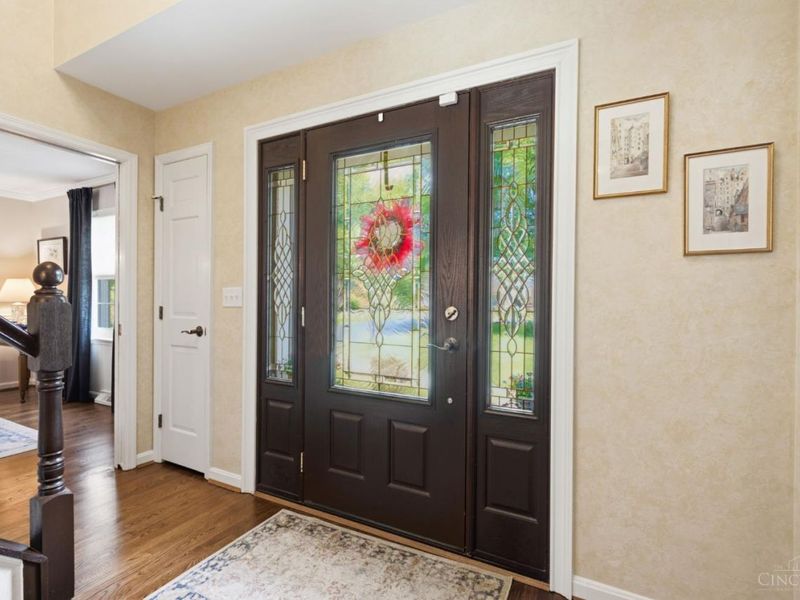 5875 Countryhills Drive, Green Township, OH 45233 Photo 3