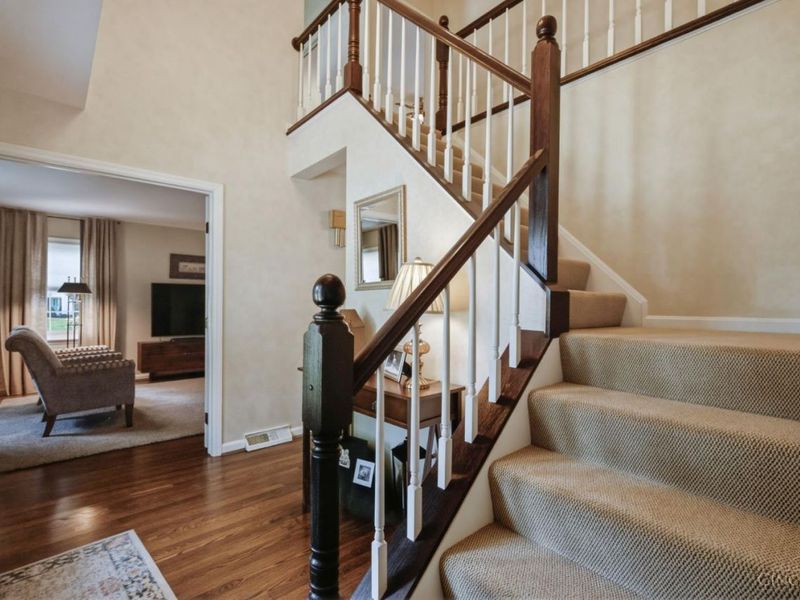 5875 Countryhills Drive, Green Township, OH 45233 Photo 4