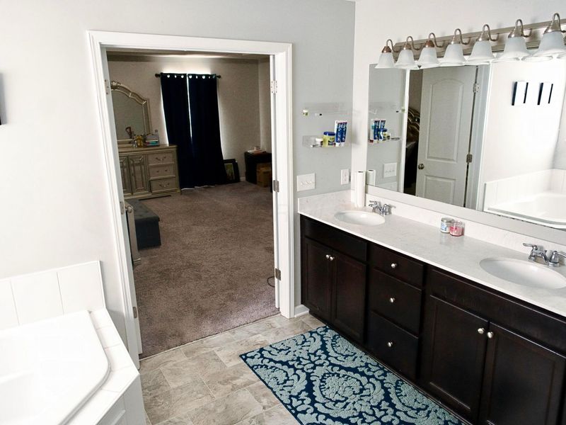 7141 Lester Drive, Canal Winchester, OH 43110 Photo 6