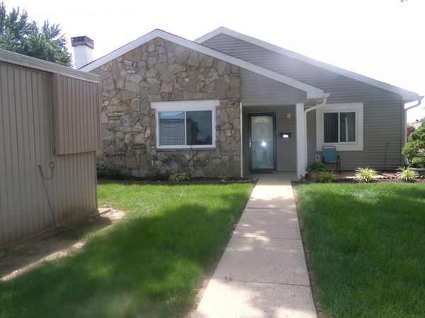 2813 Country Estates Drive, Indianapolis, IN 46227