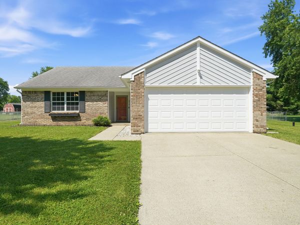 2410 S Brandywine Lane, Greenfield, IN 46140