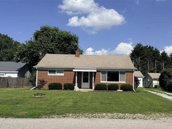 2512 S 9th Street, Terre Haute, IN 47802