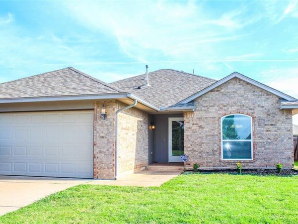 2921 NW 181st Street, Edmond, OK 73012