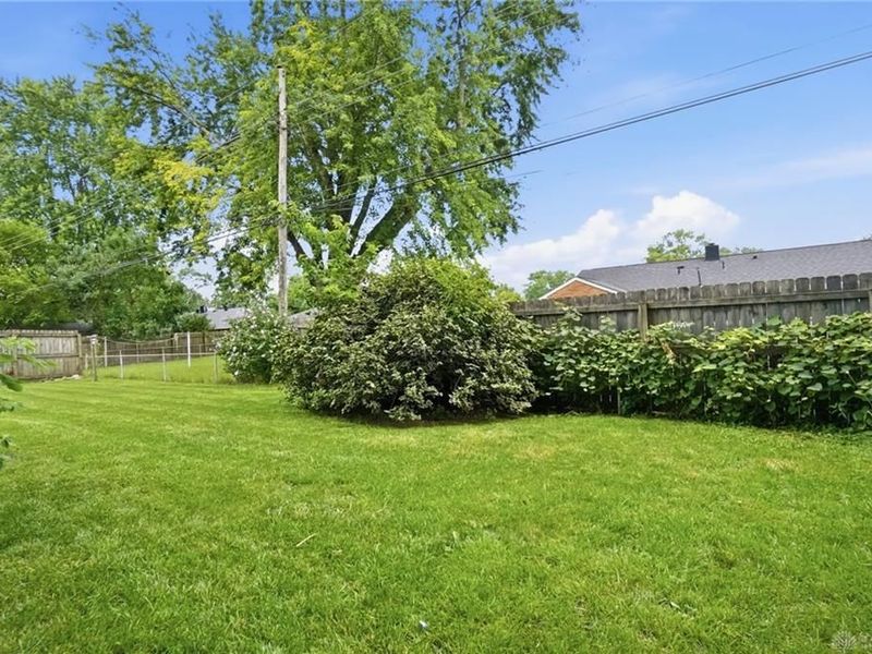 4595 Korner Drive, Huber Heights, OH 45424 Photo 16
