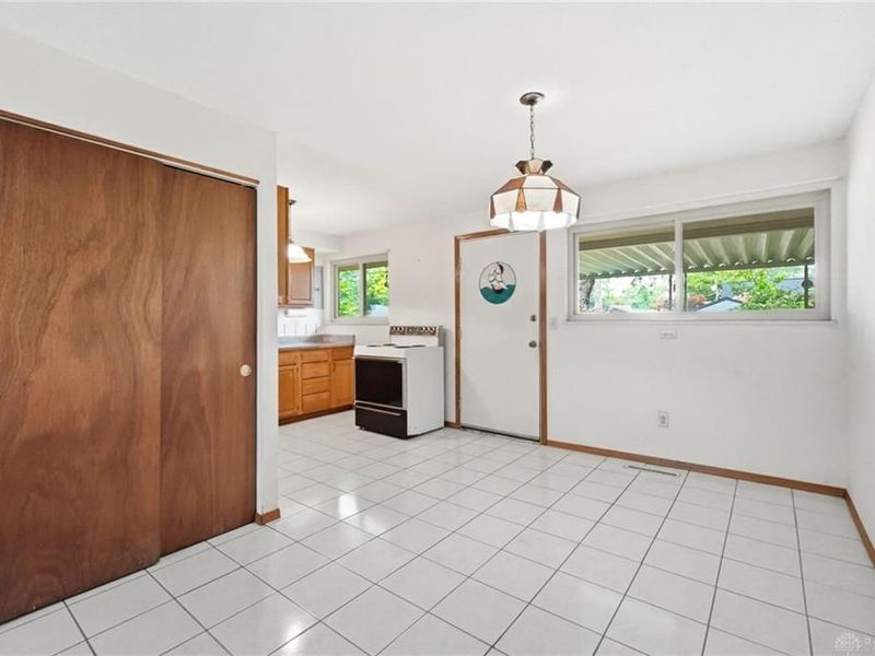 4595 Korner Drive, Huber Heights, OH 45424 Photo 3