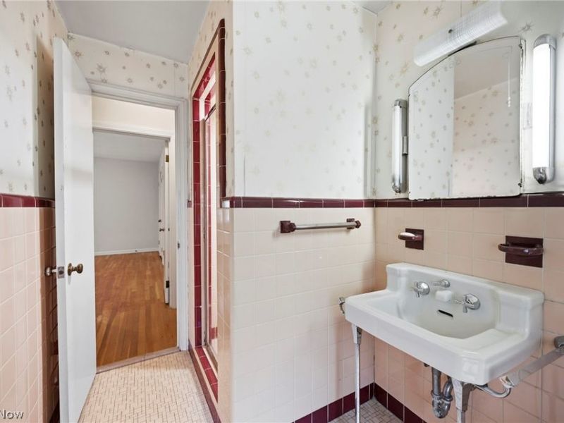 1552 S Belvoir Boulevard, South Euclid, OH 44121 Photo 21