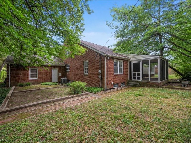 1552 S Belvoir Boulevard, South Euclid, OH 44121 Photo 41