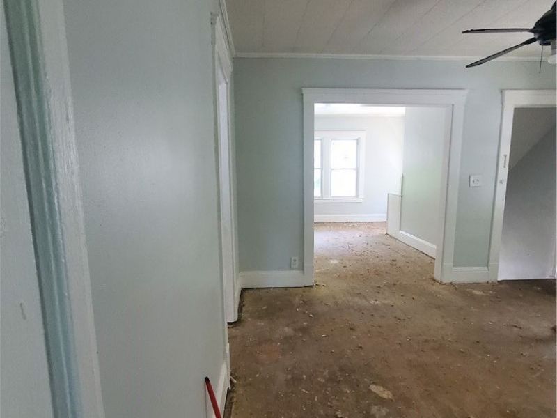 626 E 125th Street, Cleveland, OH 44108 Photo 5