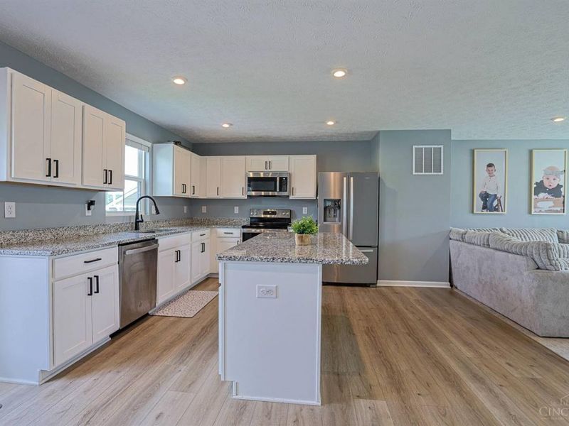 10545 Franklin Drive, Crosby Twp, OH 45030 Photo 12