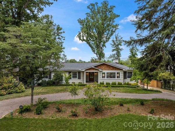 30 White Oak Road , Asheville, NC 28803