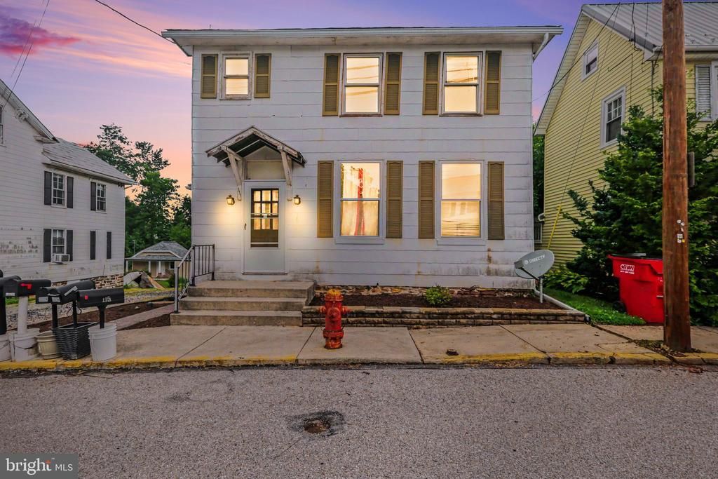 111 HARRISBURG STREET , EAST BERLIN, PA 17316