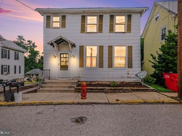 111 HARRISBURG STREET, EAST BERLIN, PA 17316