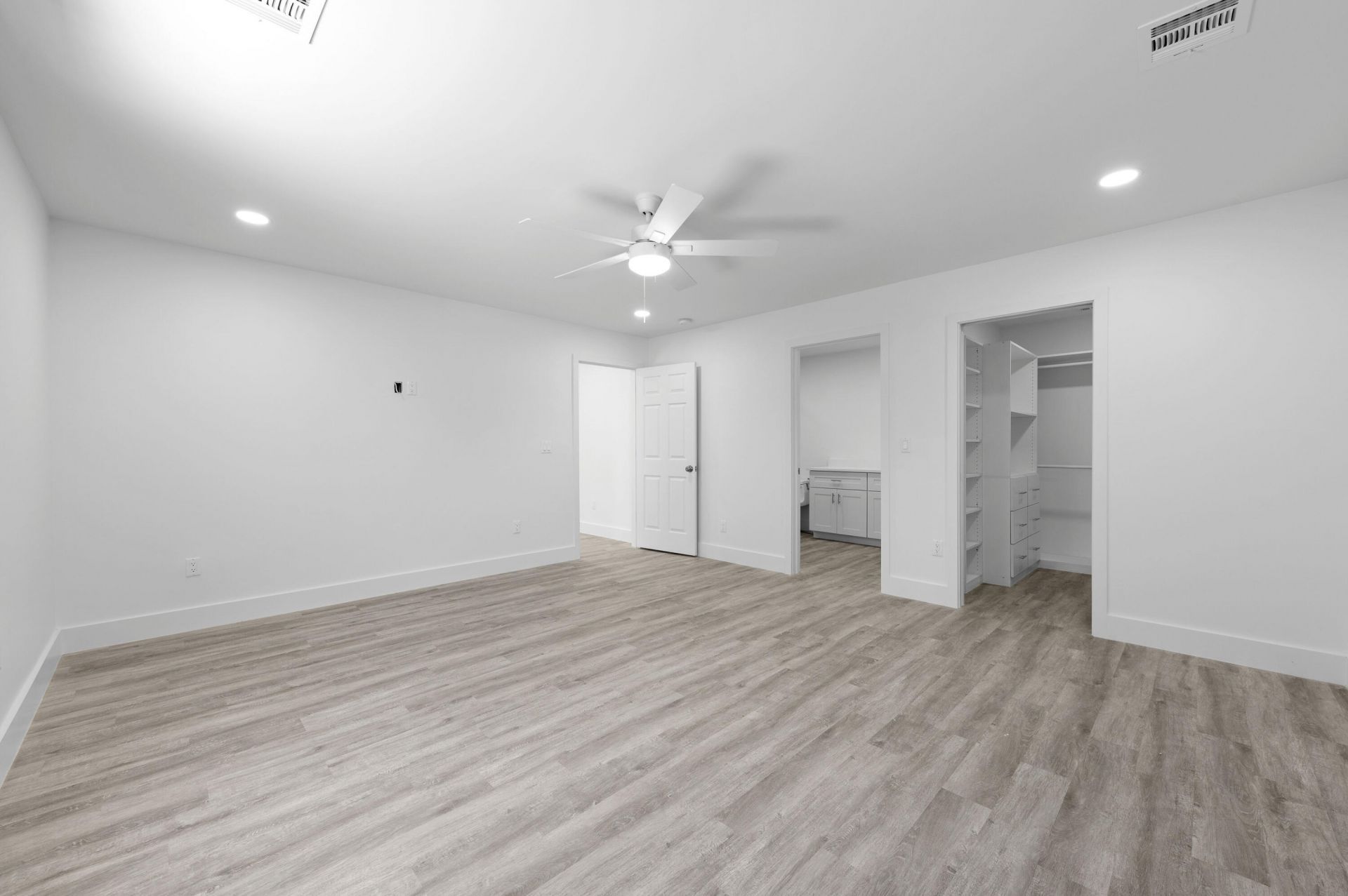 720 Mcintosh Street, West Palm Beach, FL 33405 Photo