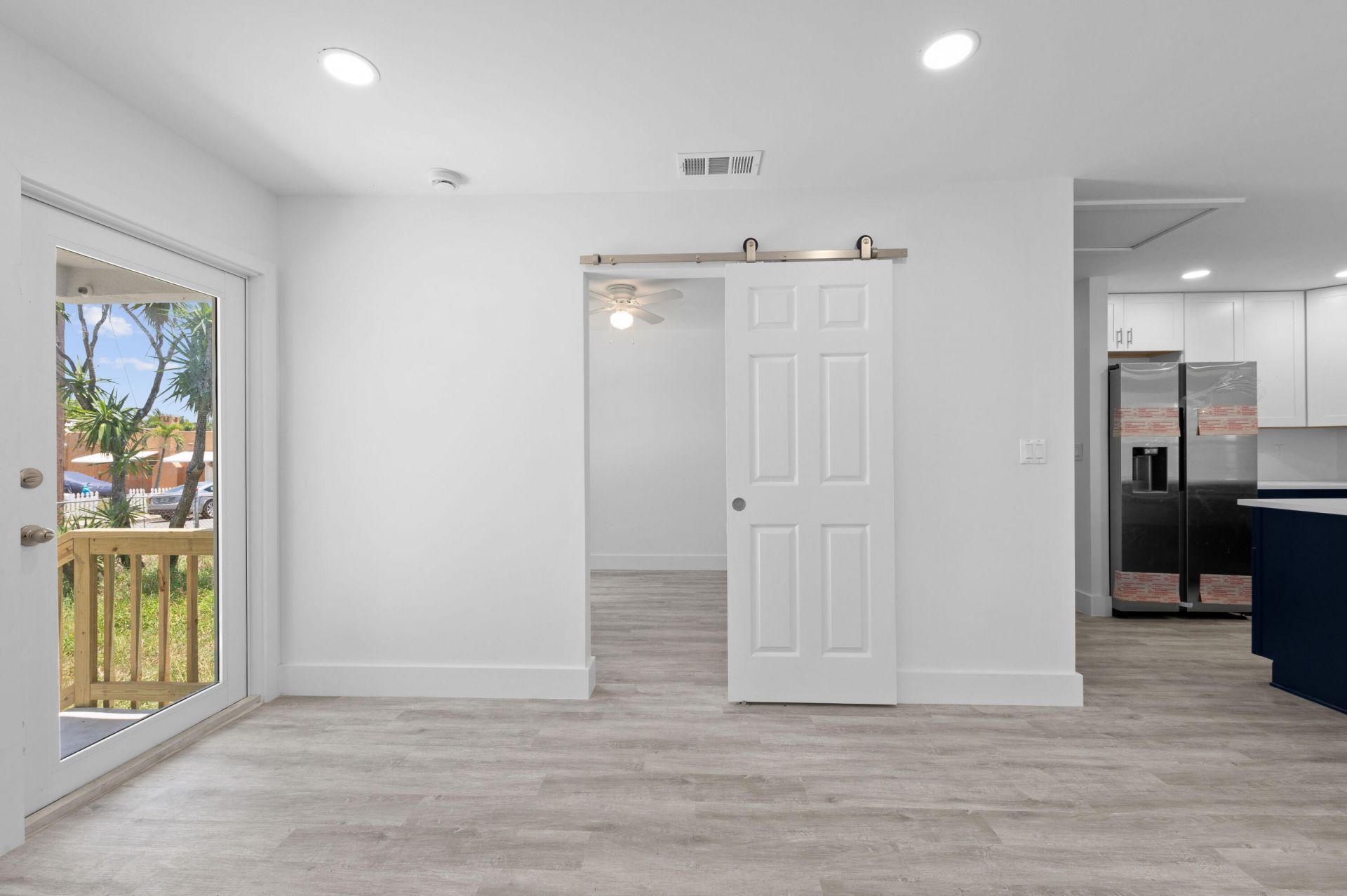 720 Mcintosh Street, West Palm Beach, FL 33405 Photo