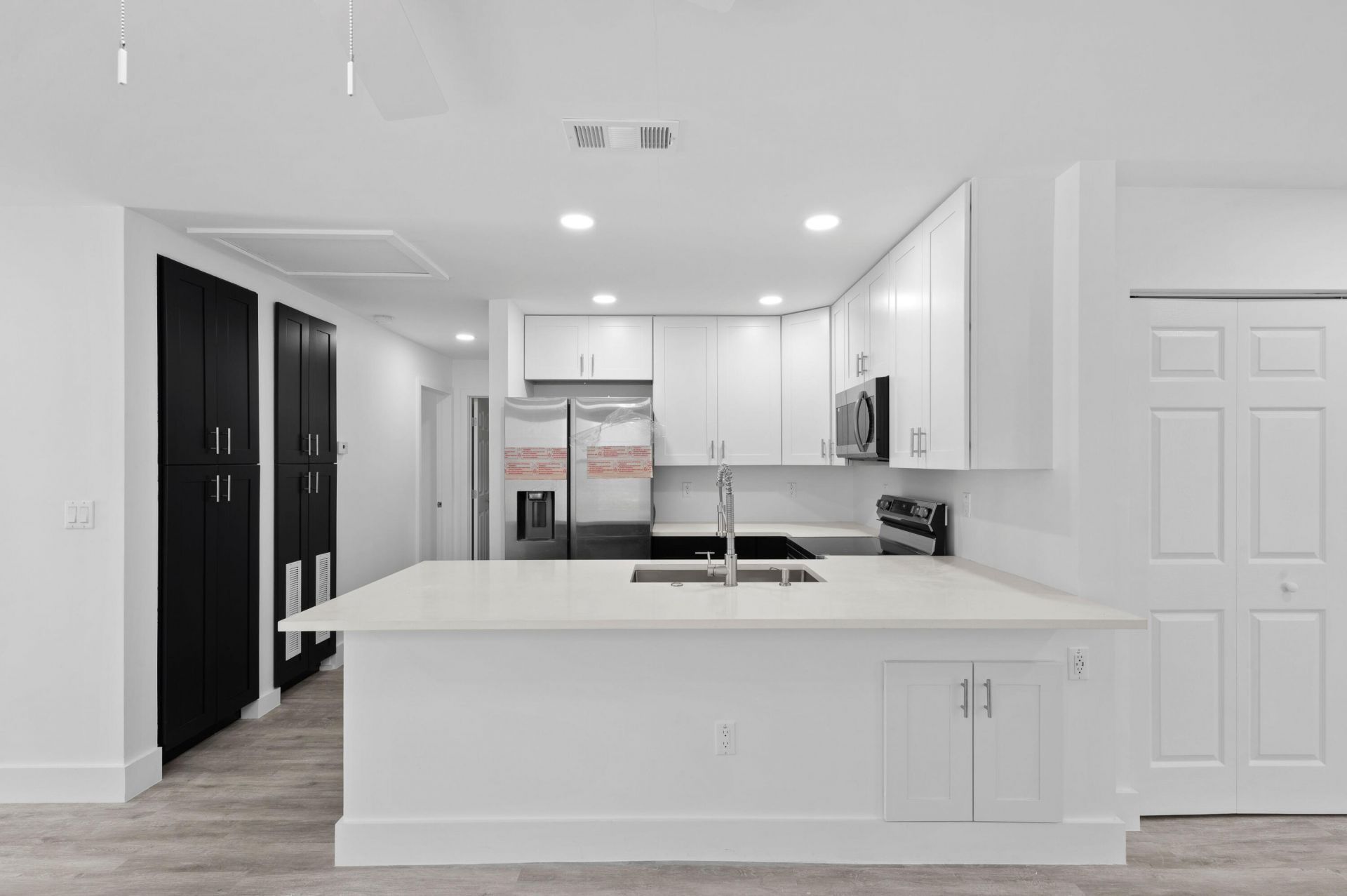 720 Mcintosh Street, West Palm Beach, FL 33405 Photo
