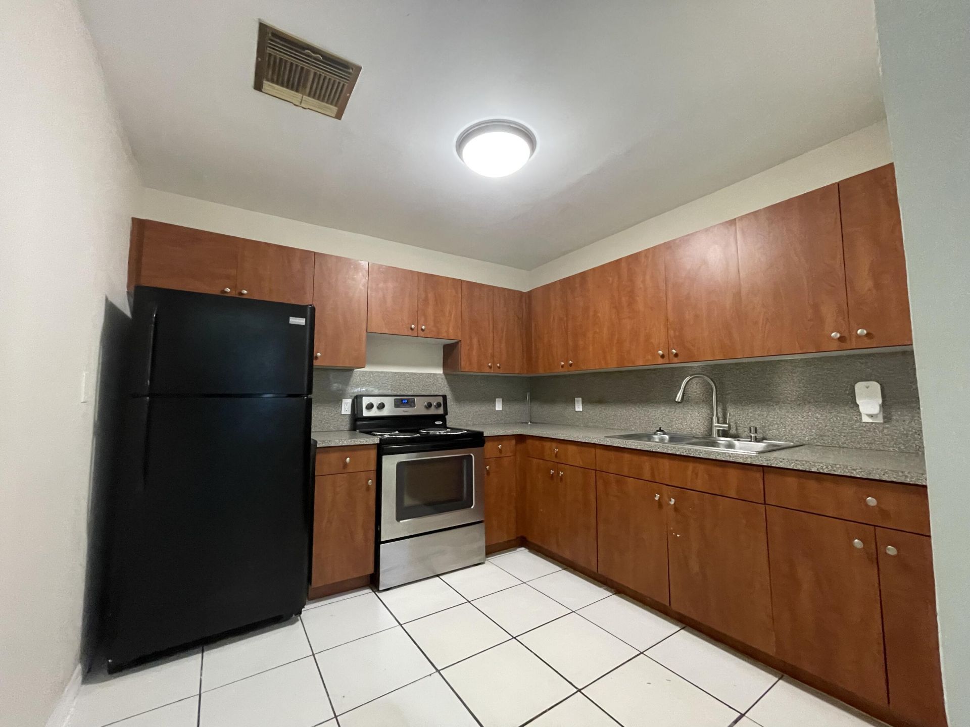 216 NW 12th, Unit 1, Pompano Beach, FL 33060 Photo