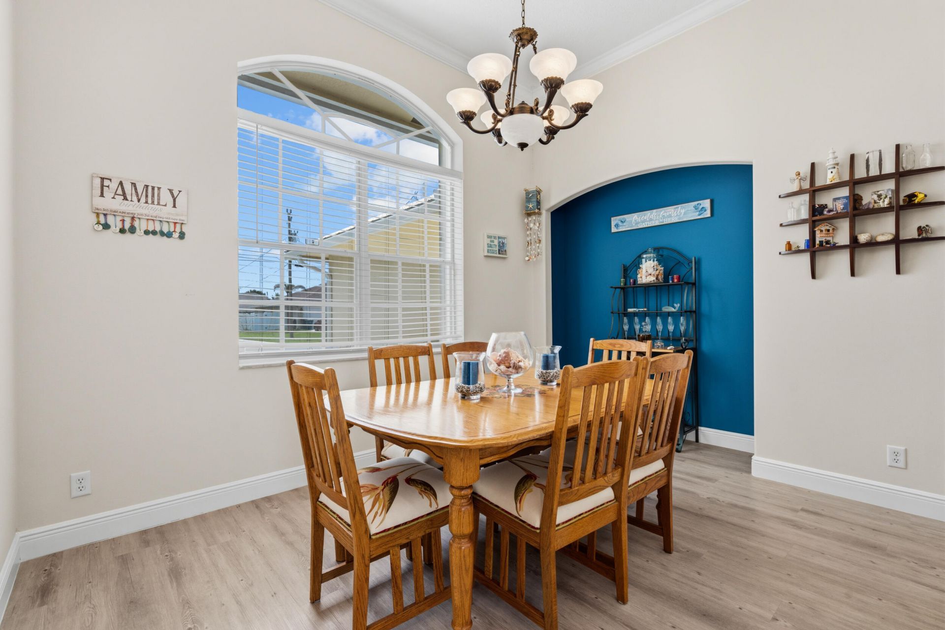 5771 NW Belwood Circle, Port Saint Lucie, FL 34986 Photo