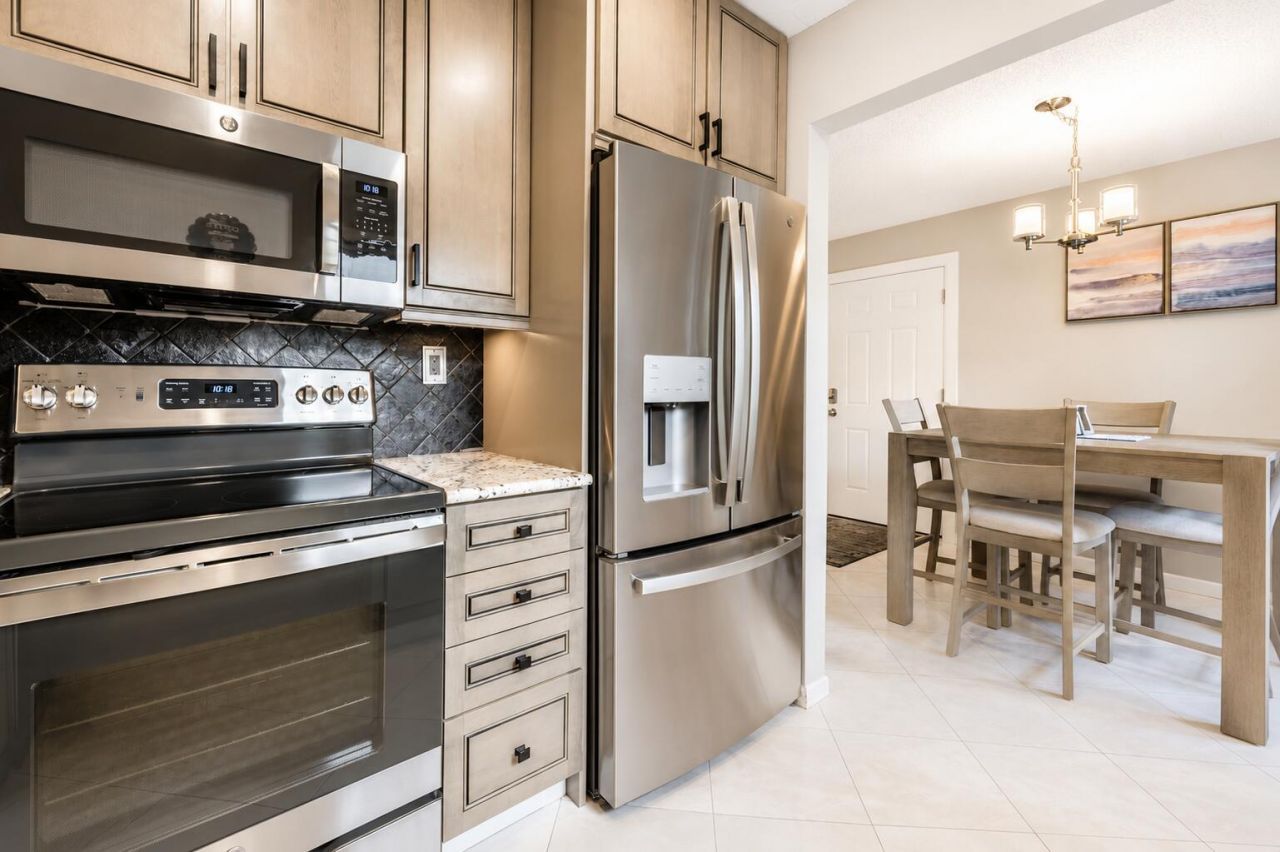 184 Piedmont D, Unit D, Delray Beach, FL 33484 Photo