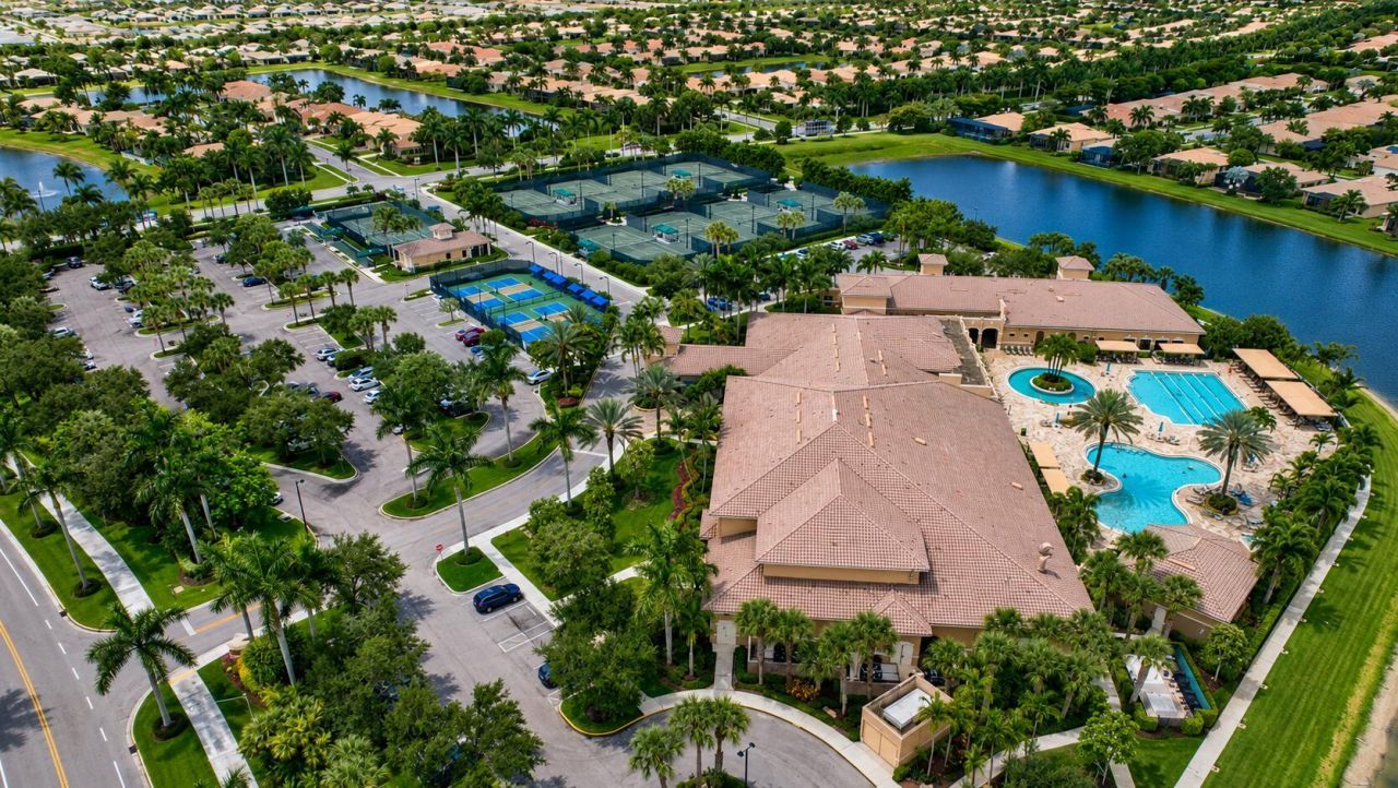 184 Piedmont D, Unit D, Delray Beach, FL 33484 Photo