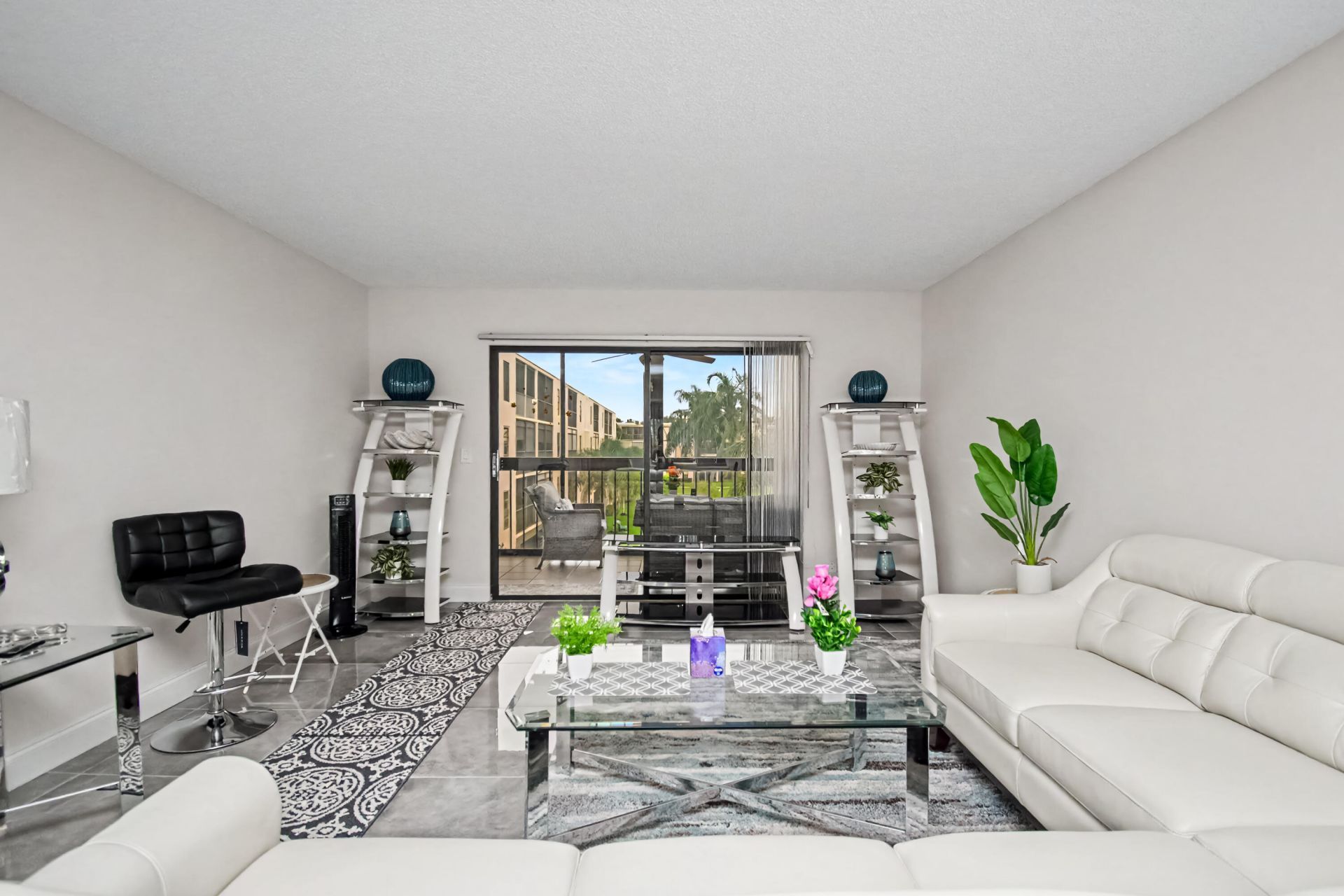 7351 Kinghurst Drive, Unit 301, Delray Beach, FL 33446 Photo