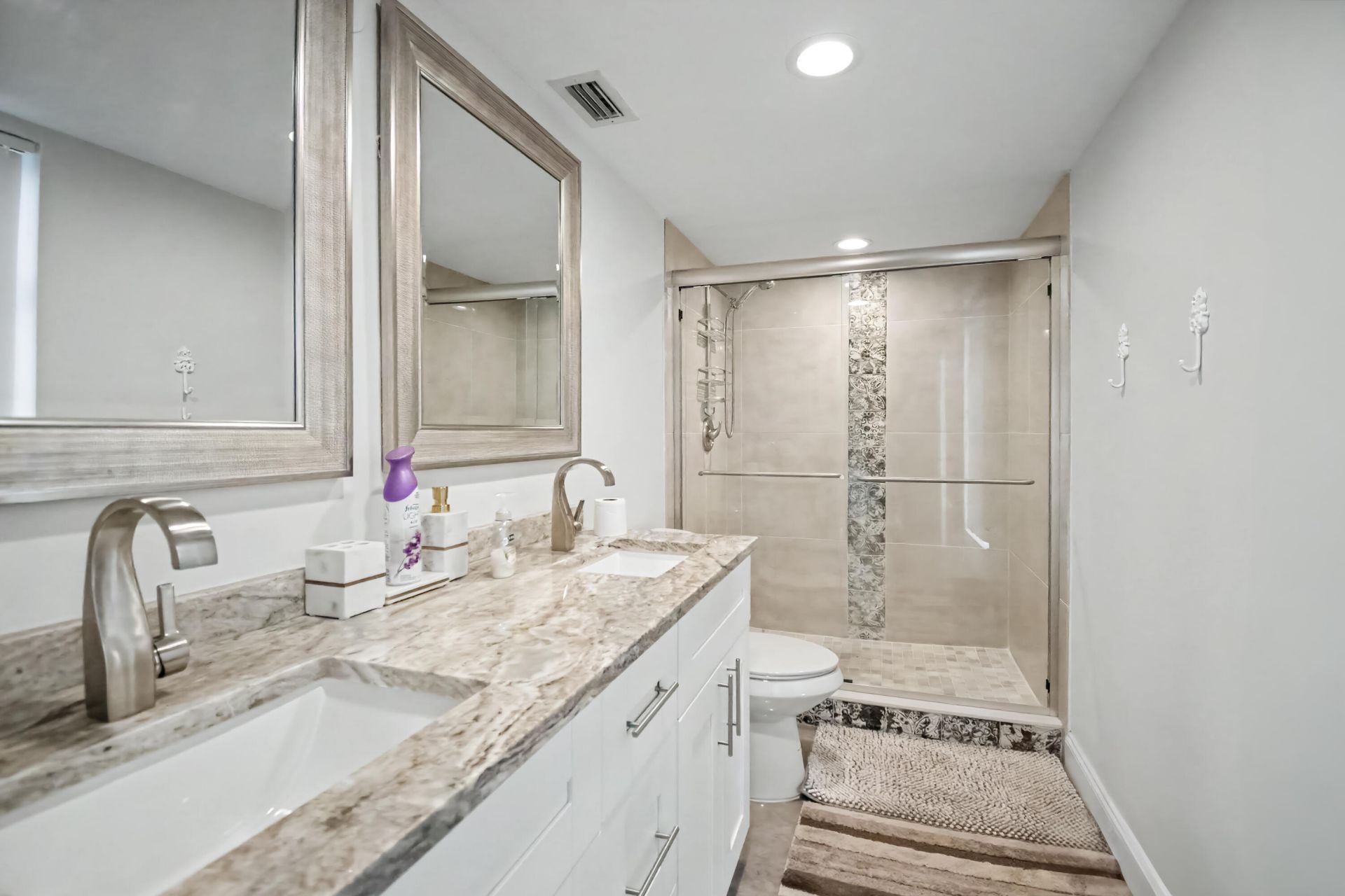 7351 Kinghurst Drive, Unit 301, Delray Beach, FL 33446 Photo
