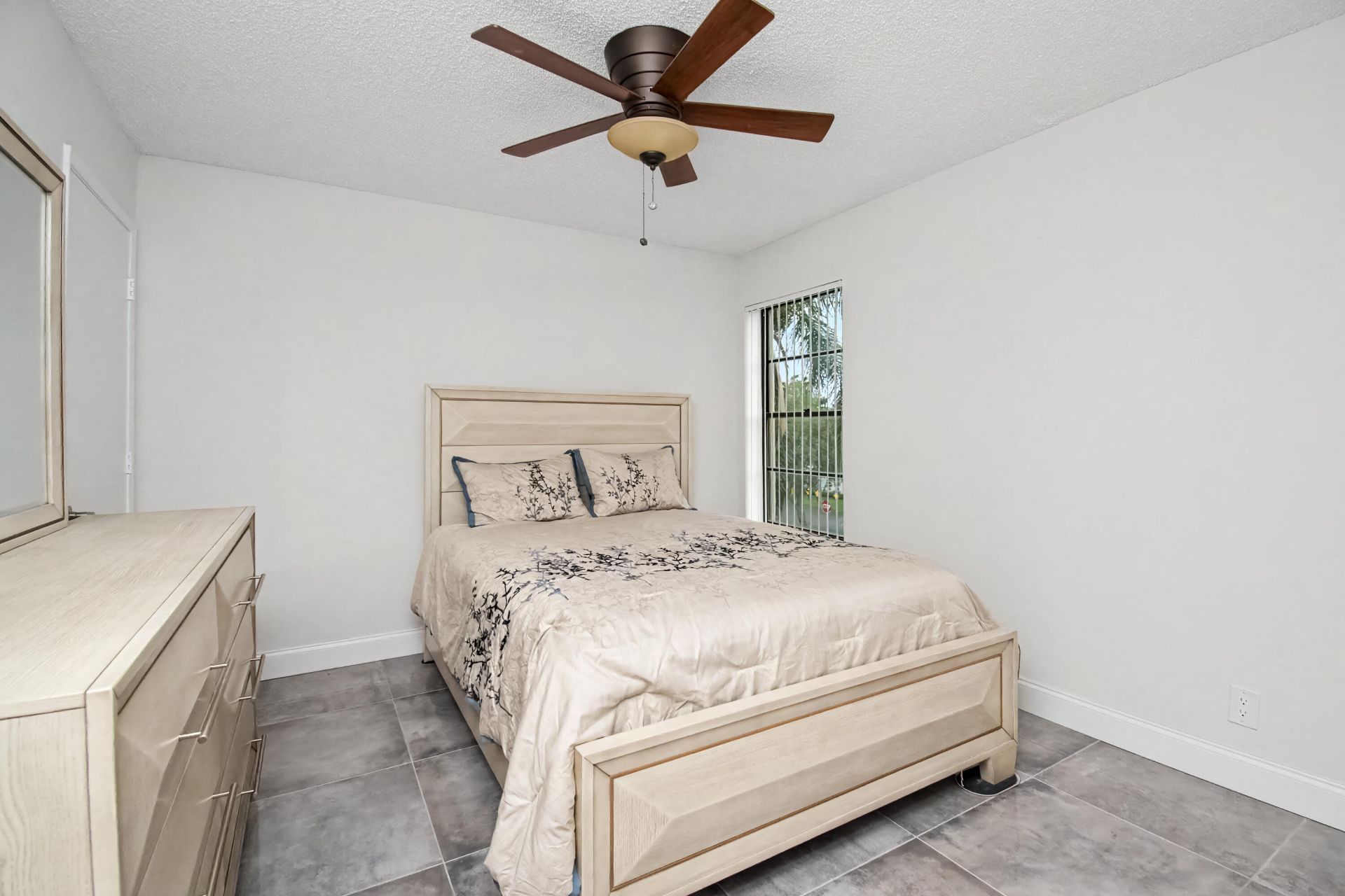 7351 Kinghurst Drive, Unit 301, Delray Beach, FL 33446 Photo