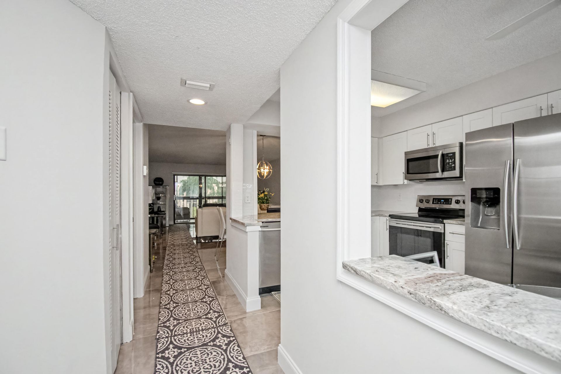 7351 Kinghurst Drive, Unit 301, Delray Beach, FL 33446 Photo