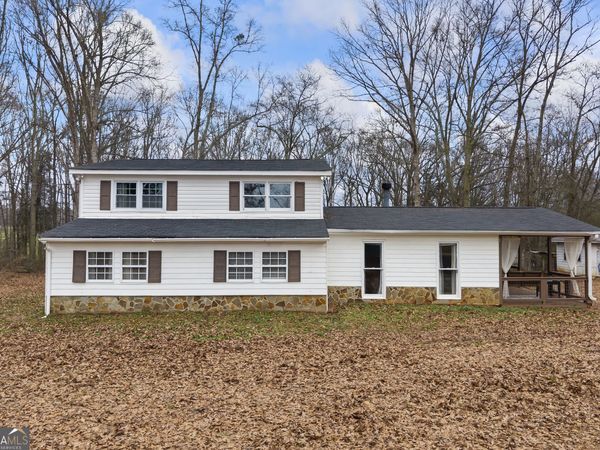 882 B Bailey Road, Hartwell, GA 30643