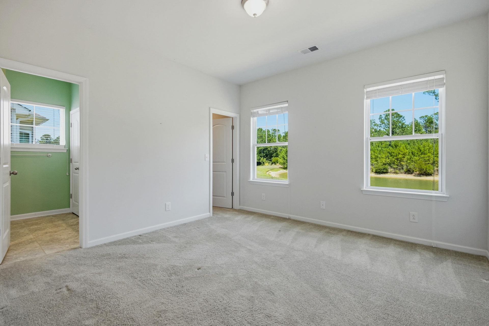 909 Cypress Way Photo 21