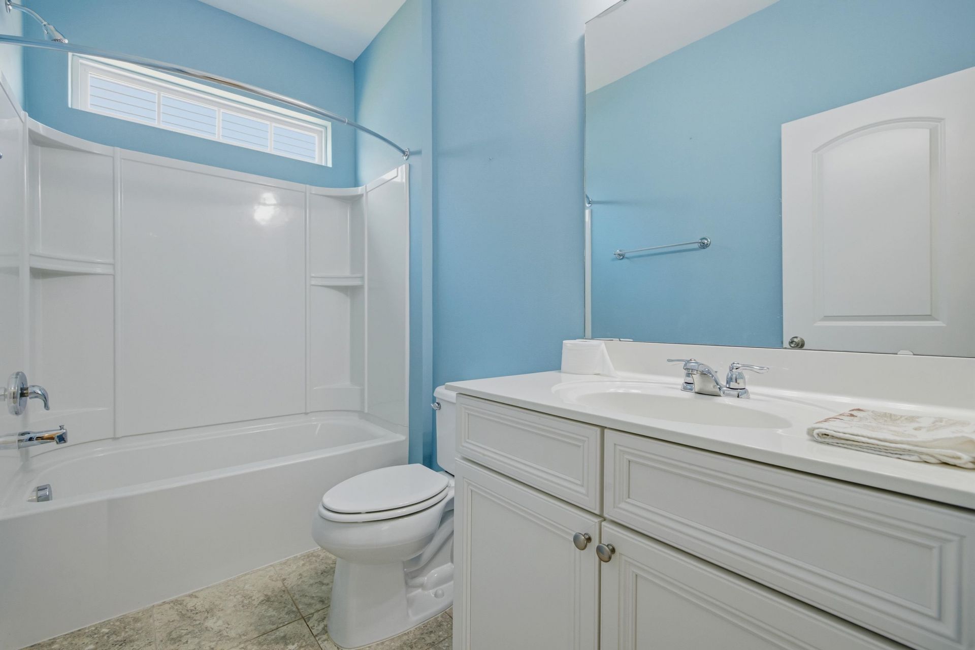 909 Cypress Way Photo 29
