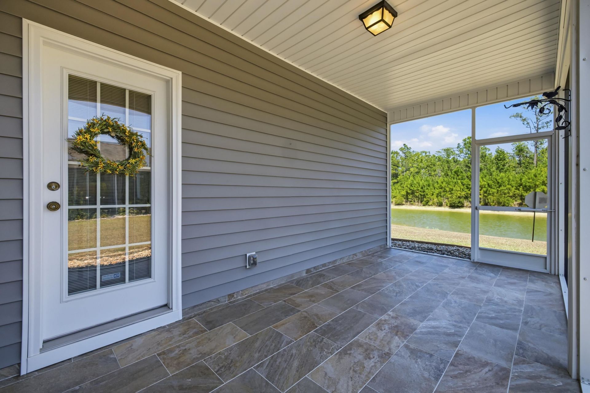 909 Cypress Way Photo 34