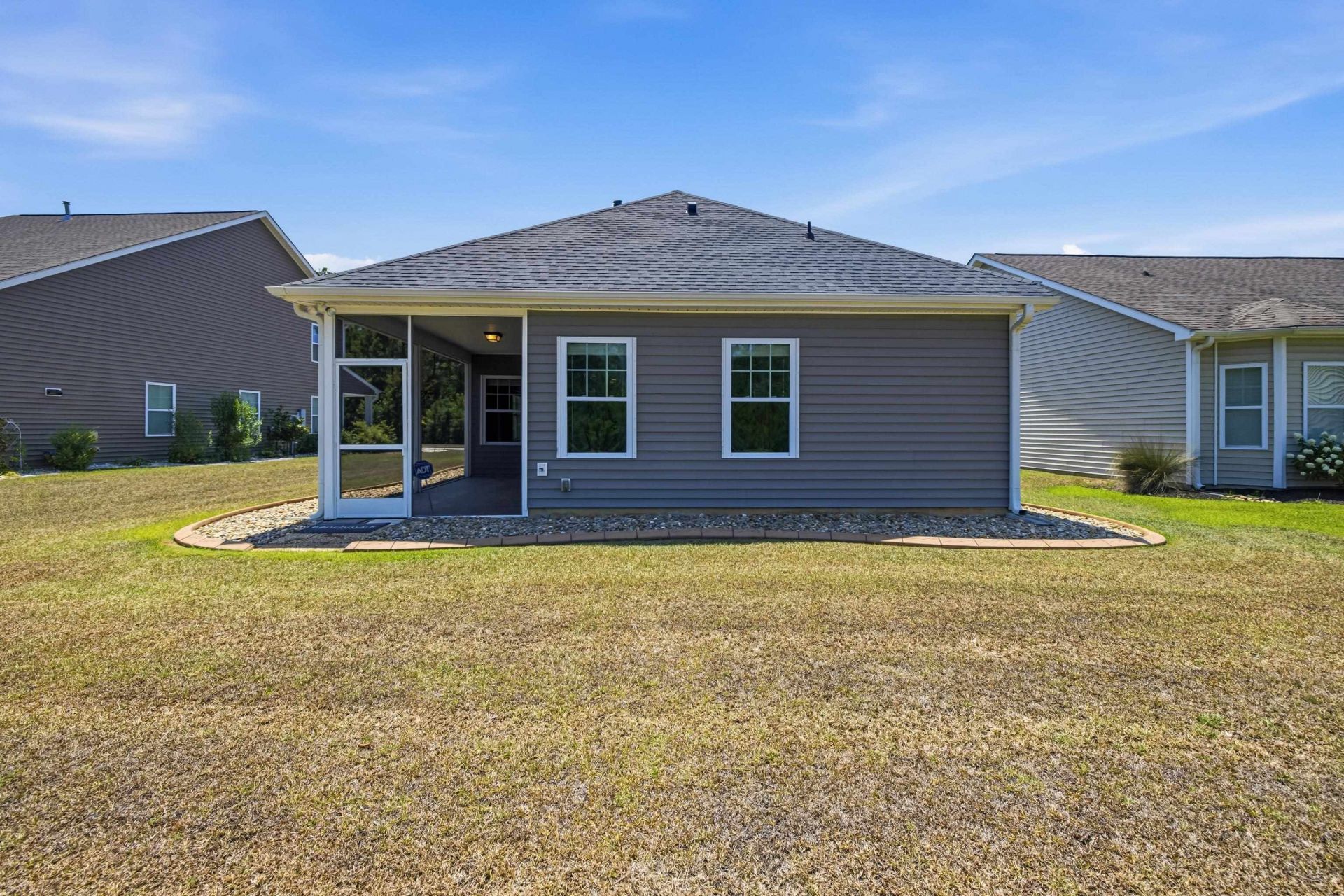 909 Cypress Way Photo 36
