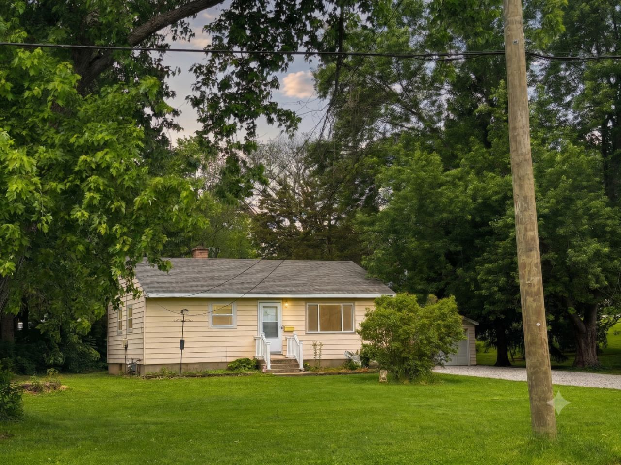111 Meadow Avenue , Woodstock, IL 60098 Main Photo