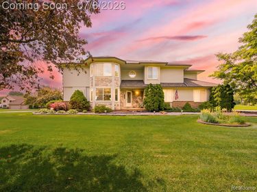 6398 High Valley Drive, White Lake Twp, MI 48383