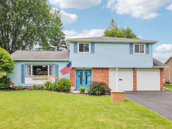 45 Sandoris Circle , Rochester, NY 14622