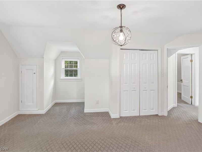 16305 Munn Road, Cleveland, OH 44111 Photo 24