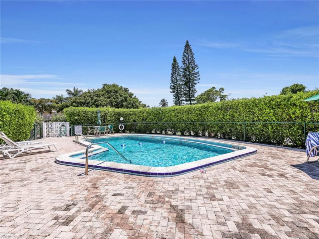 750 Mooring Line Dr, Unit 203, Naples, FL 34102 Photo