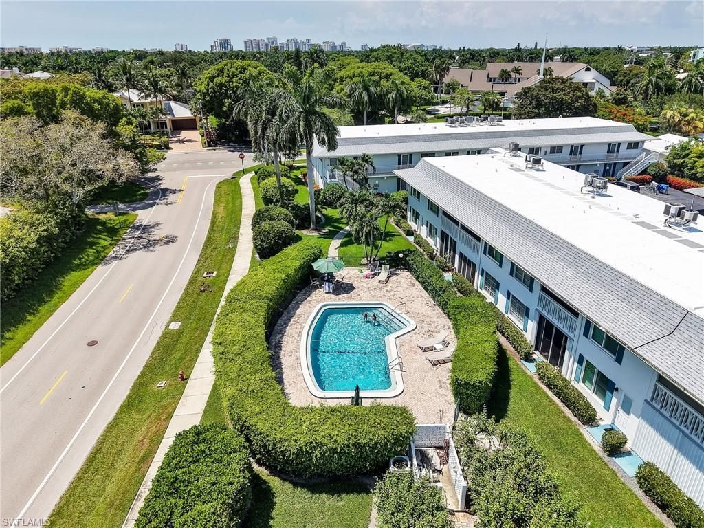 750 Mooring Line Dr, Unit 203, Naples, FL 34102 Photo