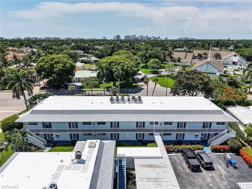 750 Mooring Line Dr, Unit 203, Naples, FL 34102 Photo