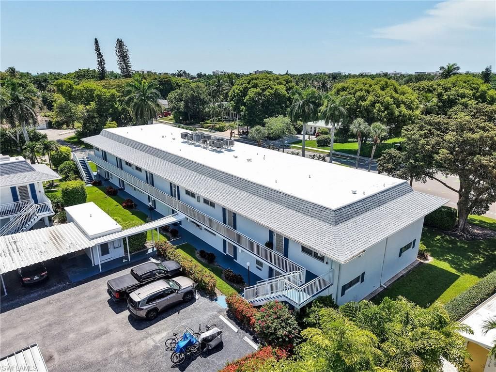 750 Mooring Line Dr, Unit 203, Naples, FL 34102 Photo