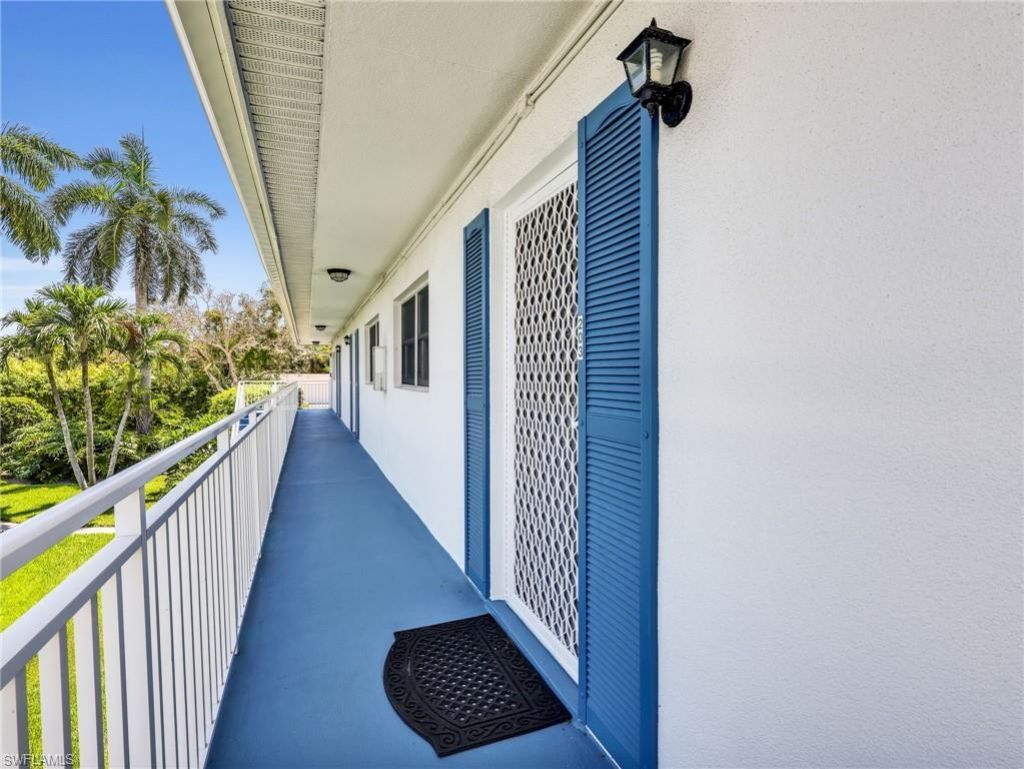 750 Mooring Line Dr, Unit 203, Naples, FL 34102 Photo