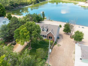 17310 Micky Drive, Bellevue, NE 68123