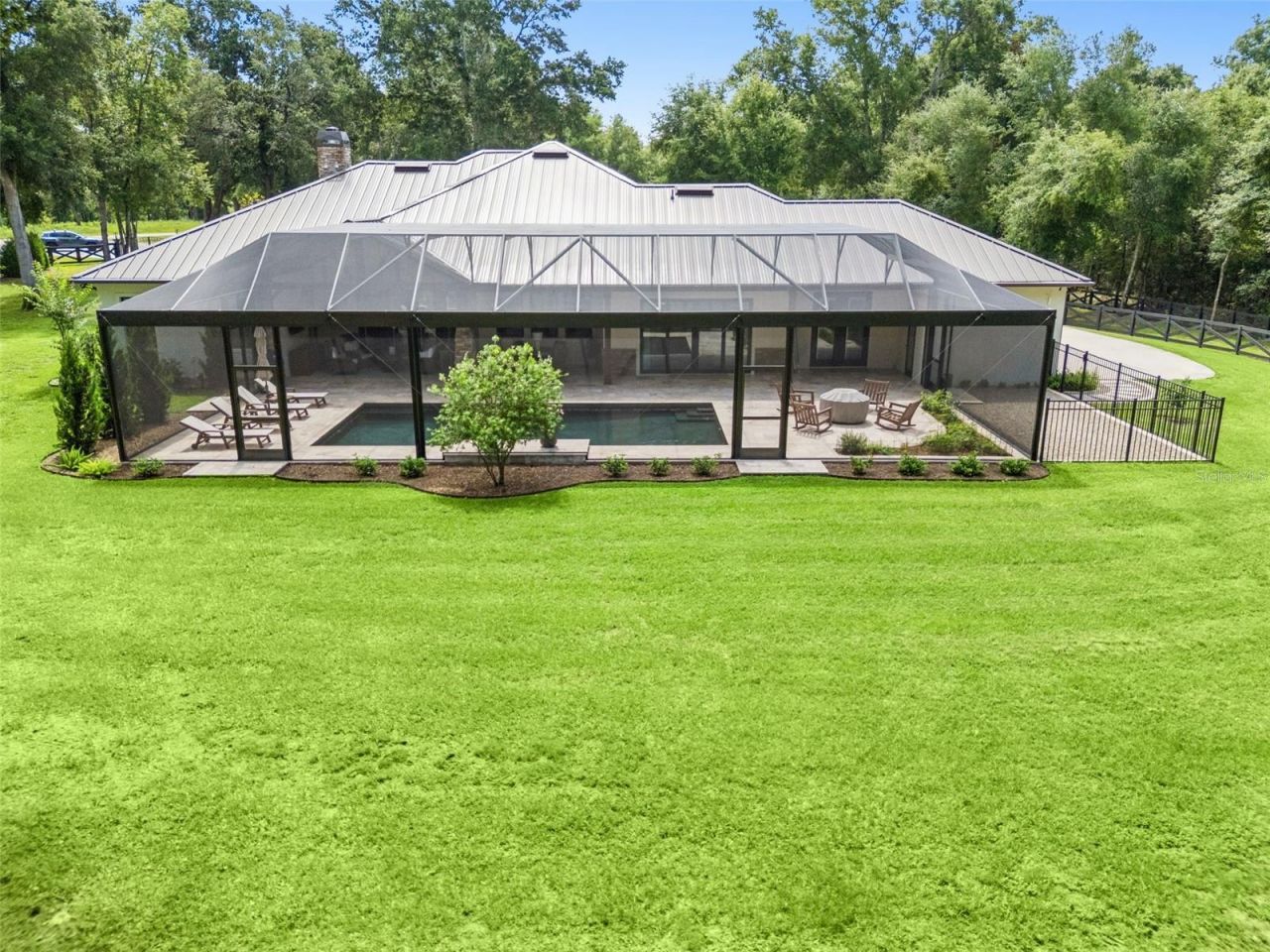 20401 Wolf Springs Court, Clermont, FL 34715 Photo