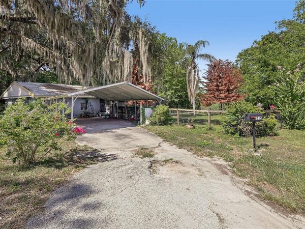 2315 EDGEWATER AVENUE , LEESBURG, FL 34748