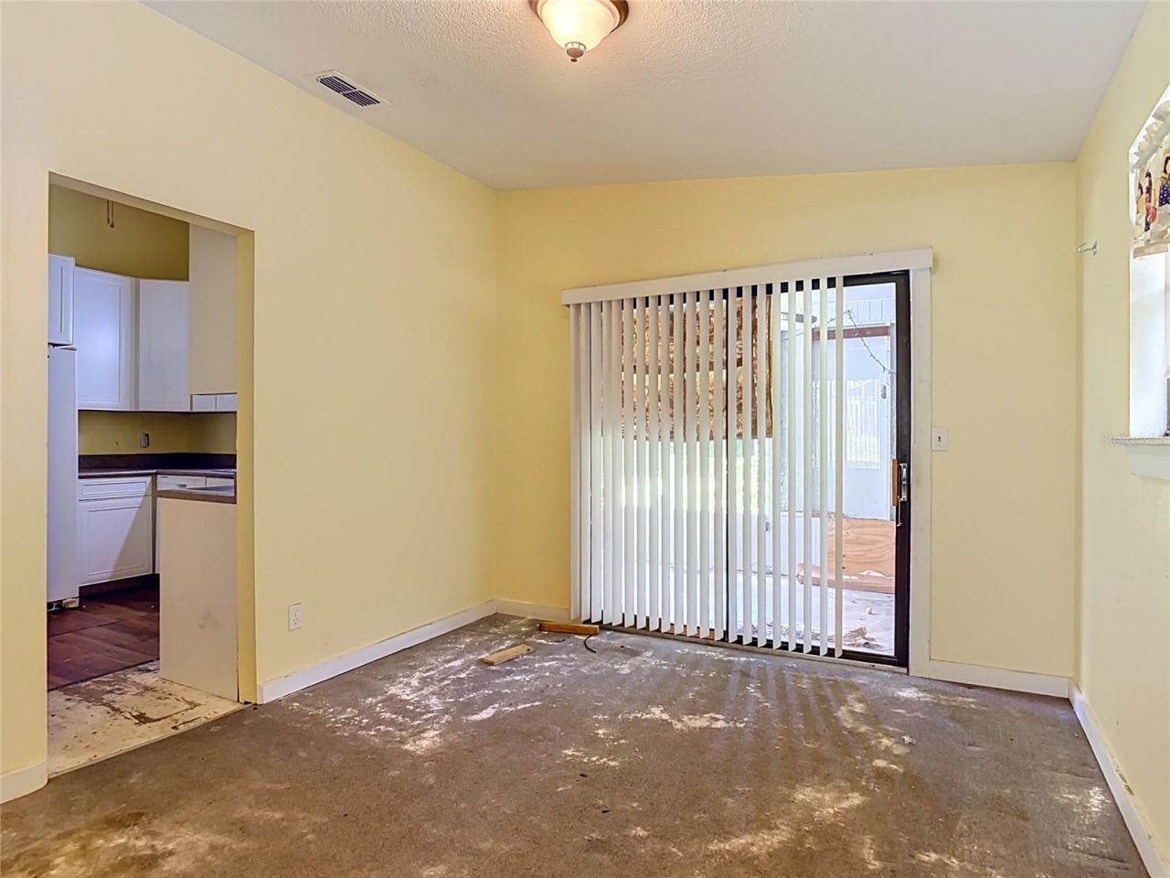 24930 Avenue C , Paisley, FL 32767 Photo
