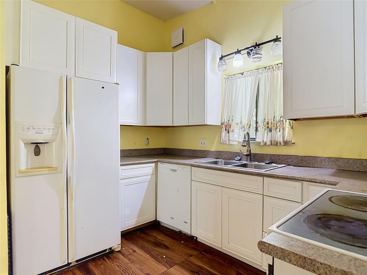 24930 Avenue C , Paisley, FL 32767 Photo