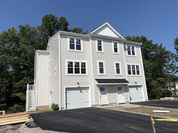 31 Danielle's Way, Worcester, MA 01606