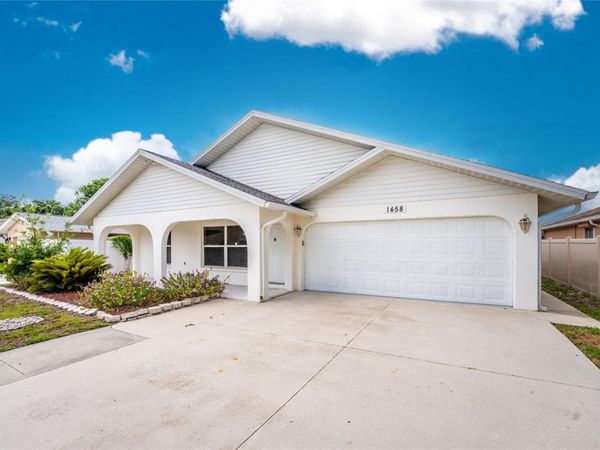1458 STRADA D ARGENTO , VENICE, FL 34292